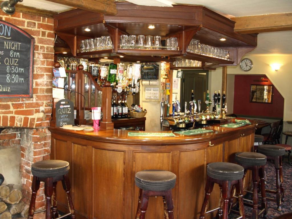 Jolly Brewers Free House Inn Бішопс-Стортфорд Екстер'єр фото