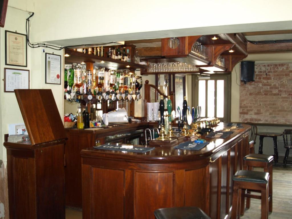 Jolly Brewers Free House Inn Бішопс-Стортфорд Екстер'єр фото